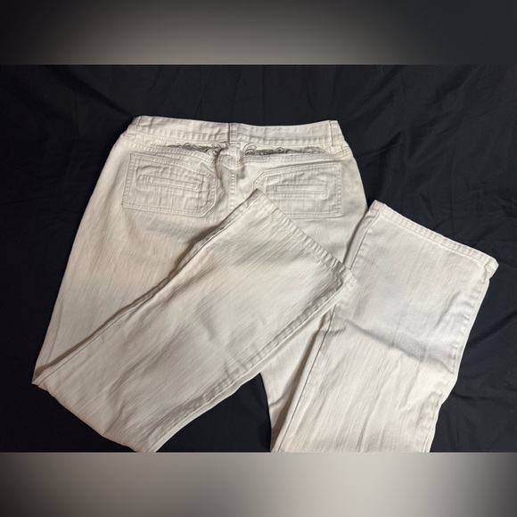 Daisy Fuentes Cream Jeans - Picture 6 of 6
